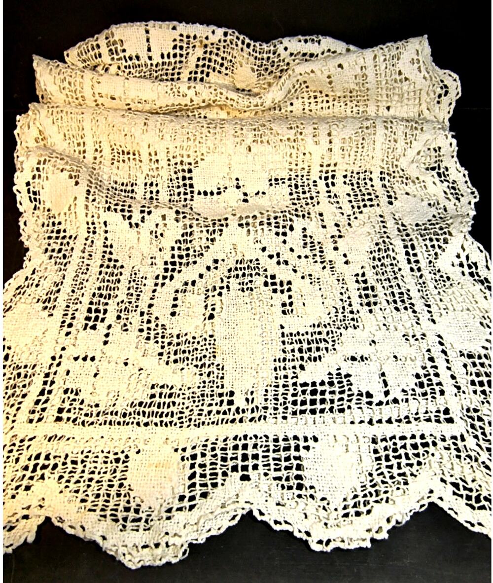 1626.  Crochet Lace Table Runner 14 x 64